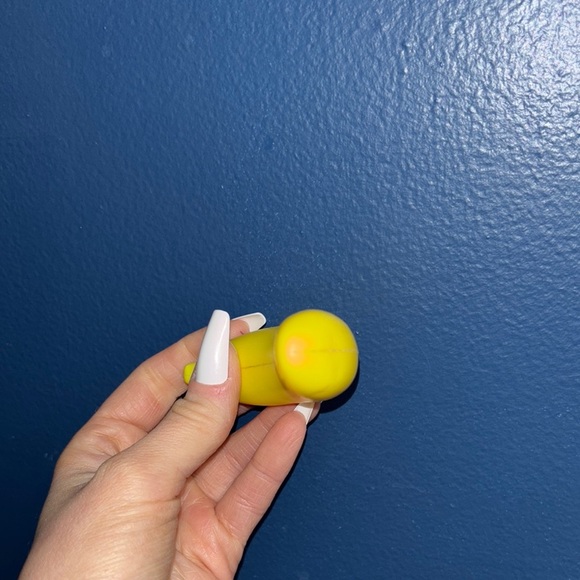 Yellow Banana Keychain - Picture 3 of 4